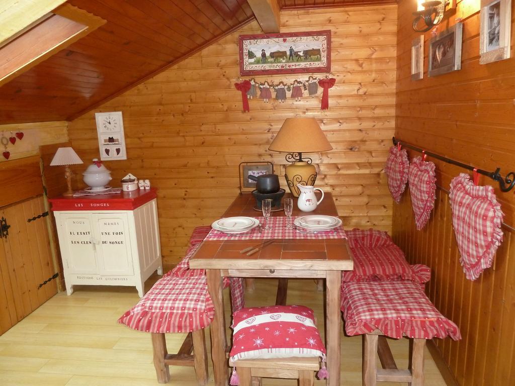Chalet La Colombiere Sainte-Agnès Szoba fotó